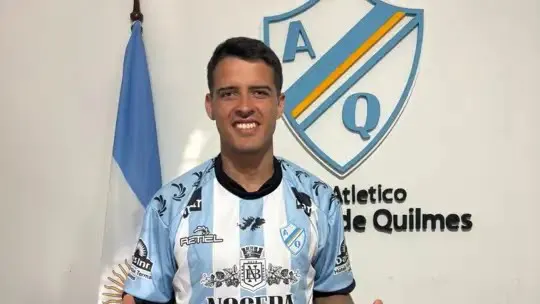 alexis-zarate-presentado-en-argentino-de-quilmes-2152319