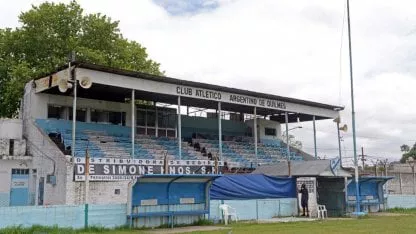 Argentino de Quilmes recibe en la barranca a Talleres de Escalada