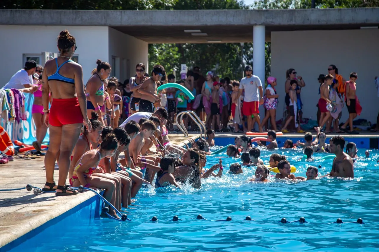 MÁS DE 3.000 CHICOS Y CHICAS PARTICIPARON DIARIAMENTE DEL PROGRAMA “ESCUELAS ABIERTAS DE VERANO 2024” EN QUILMES 4
