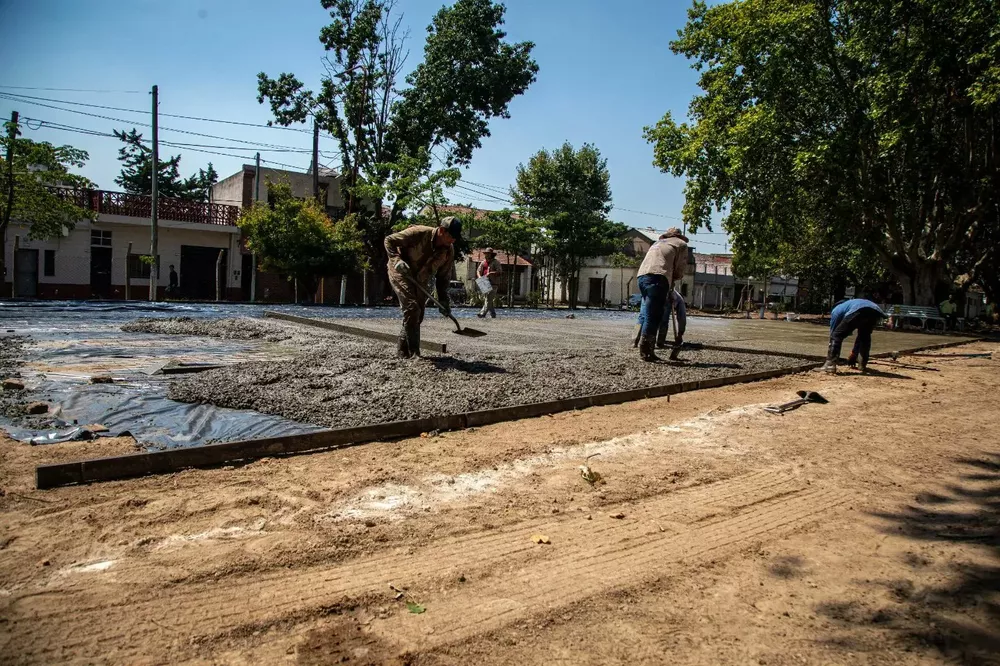 OBRAS DEL PARQUE DE BERNAL OESTE 4