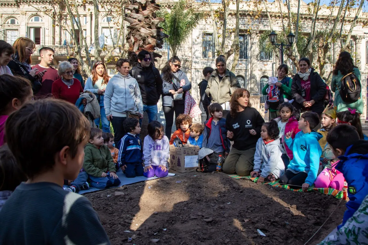 MILES DE FAMILIAS DISFRUTARON DE MANERA LIBRE Y GRATUITA DE LA PRIMERA SEMANA DEL PROGRAMA VACACIONES QUILMES 2024 (4)