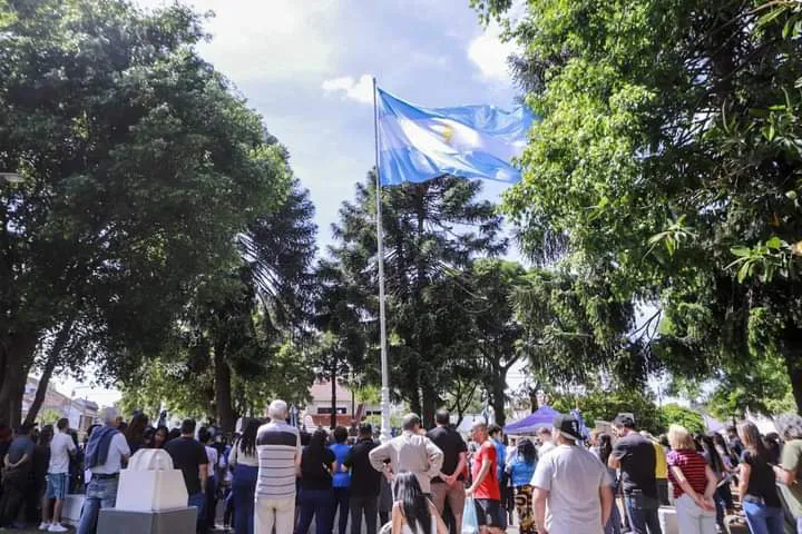 0c3a8ac6-2a27-40d3-b608-aa1183936994