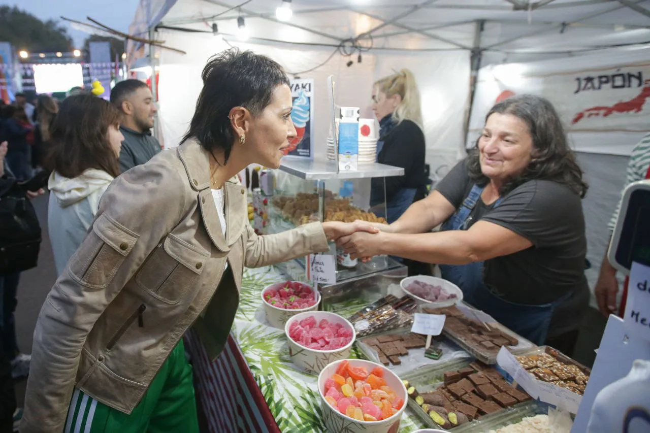 d1b025bd-9824-4758-be2d-0fafe8c932c0