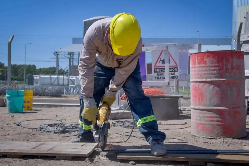 AVANZA LA CONSTRUCCIÓN DE LA NUEVA PLANTA DE HORMIGÓN MUNICIPAL (2)