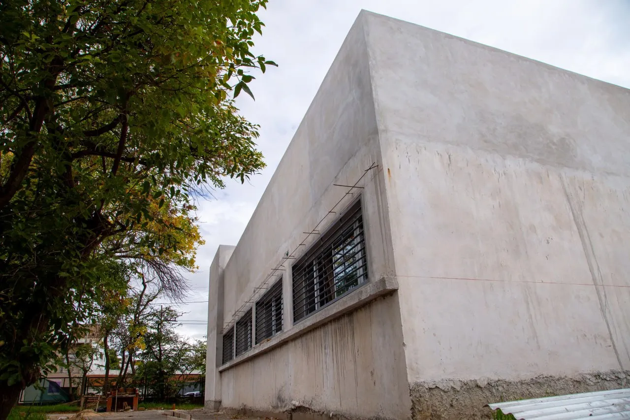 SIGUEN AVANZANDO LAS OBRAS DE REFACCIÓN INTEGRAL EN EL HOSPITAL ISIDORO IRIARTE (2)