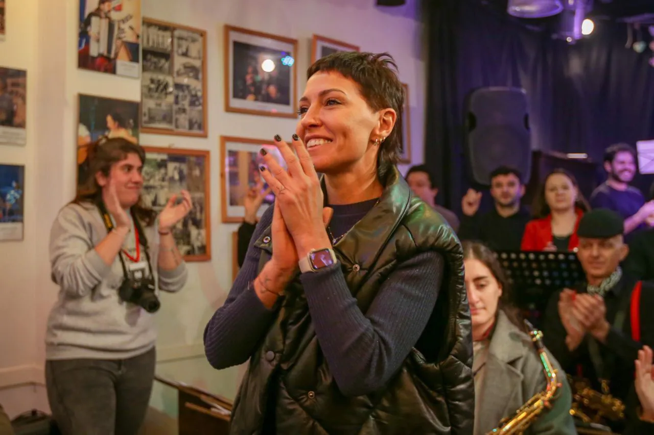 6c482fb8-bf1c-4253-a4d1-8b27f1e98eaf