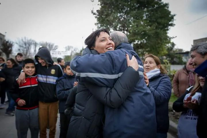 eb886231-8792-4e98-9af1-1fd93a1f4006