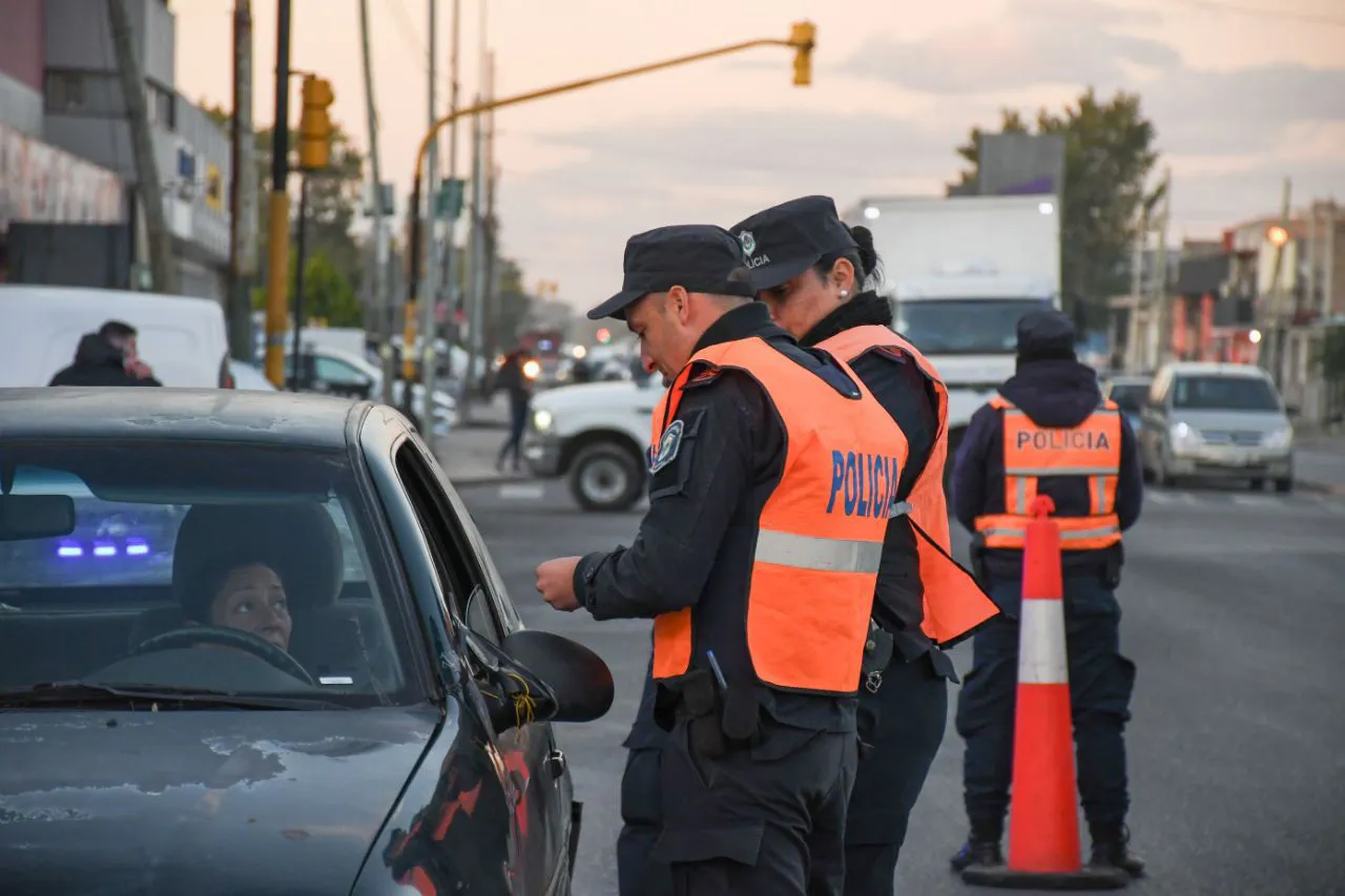EL MUNICIPIO DE QUILMES REALIZÓ UN MEGAOPERATIVO CONJUNTO CON FLORENCIO VARELA Y ALMIRANTE BROWN 1