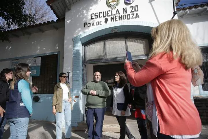 d746cd64-5256-442f-8e0b-2a091cf9dcee