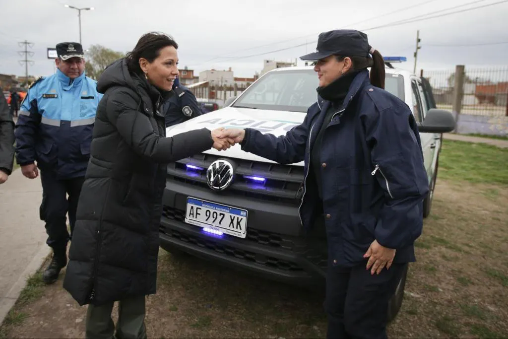 MAYRA SUPERVISÓ UN NUEVO OPERATIVO POLICIAL EN EZPELETA 4