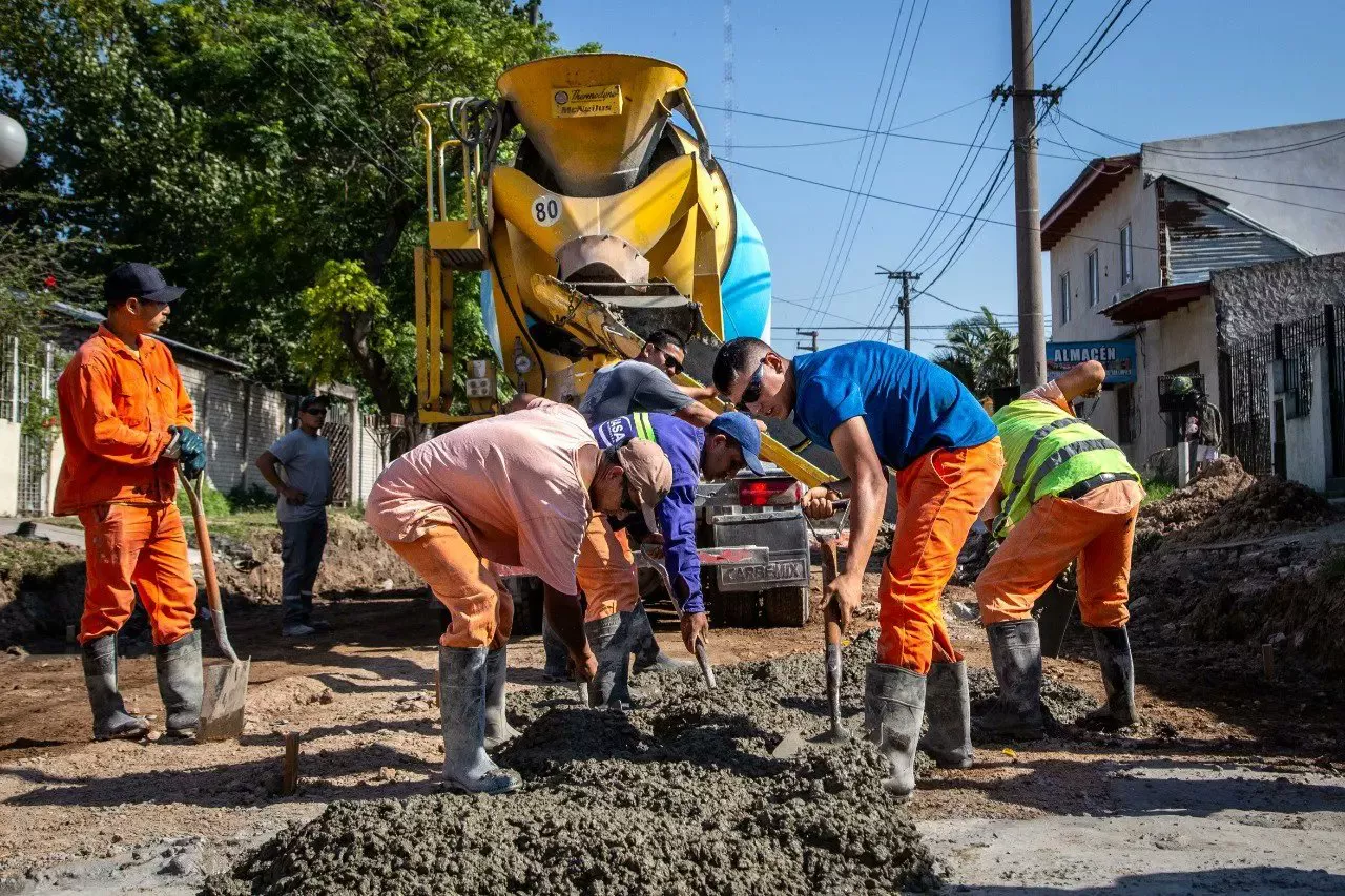 RECONSTRUCCIÓN DE PAVIMENTOS EN VILLA LA FLORIDA