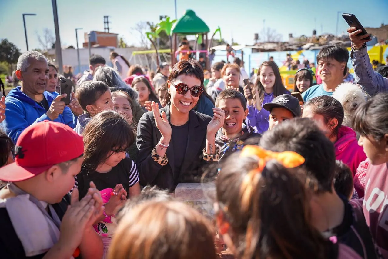 MAYRA INAUGURÓ UN NUEVO ESPACIO VERDE EN EZPELETA OESTE 1