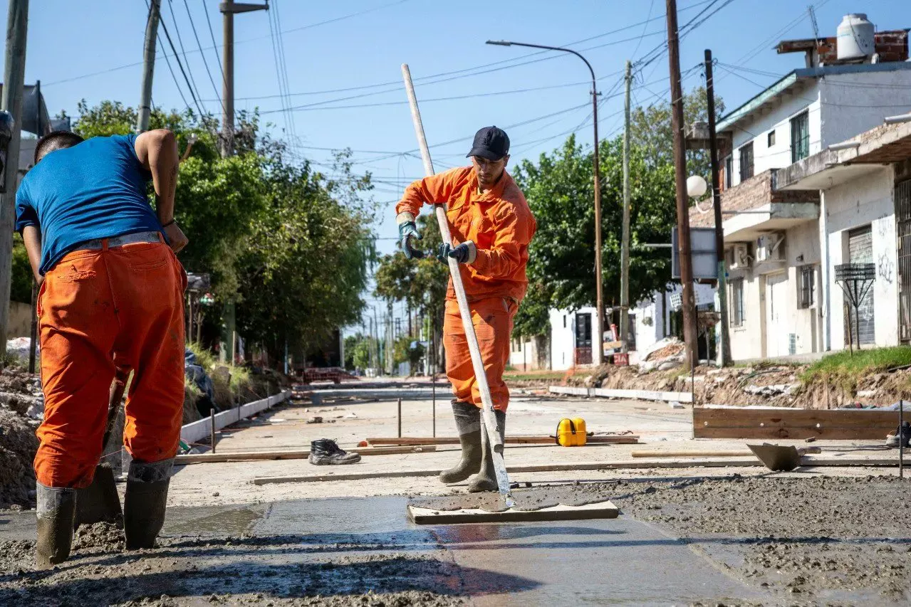 RECONSTRUCCIÓN DE PAVIMENTOS EN VILLA LA FLORIDA 2 (1)