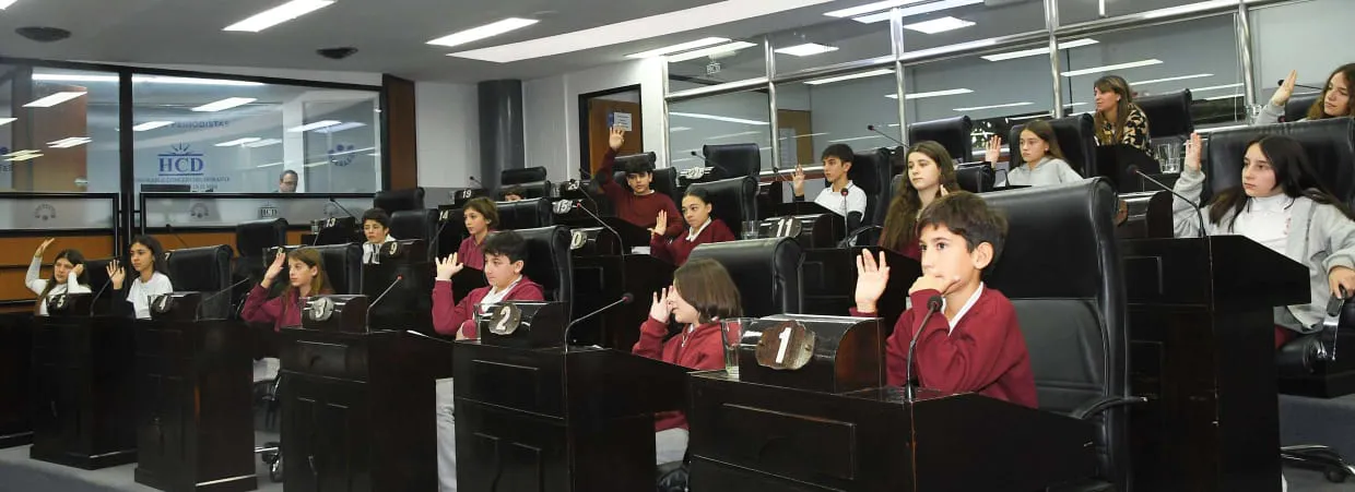 70a82f6d-8e85-454c-b02a-bd6b1835fdd8