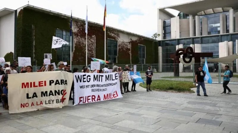 Gira-de-Milei-por-alemania-800x450