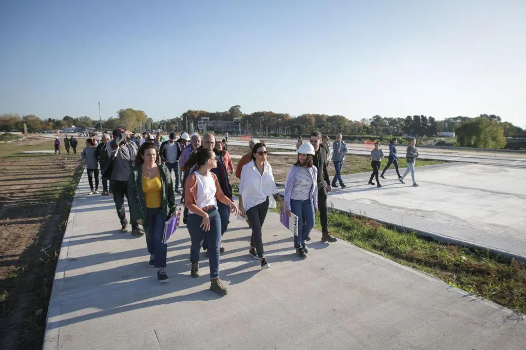 MAYRA SUPERVISÓ LOS AVANCES DE LA OBRA DEL NUEVO PARQUE DE LA RIBERA JUNTO A VECINAS Y VECINOS 4