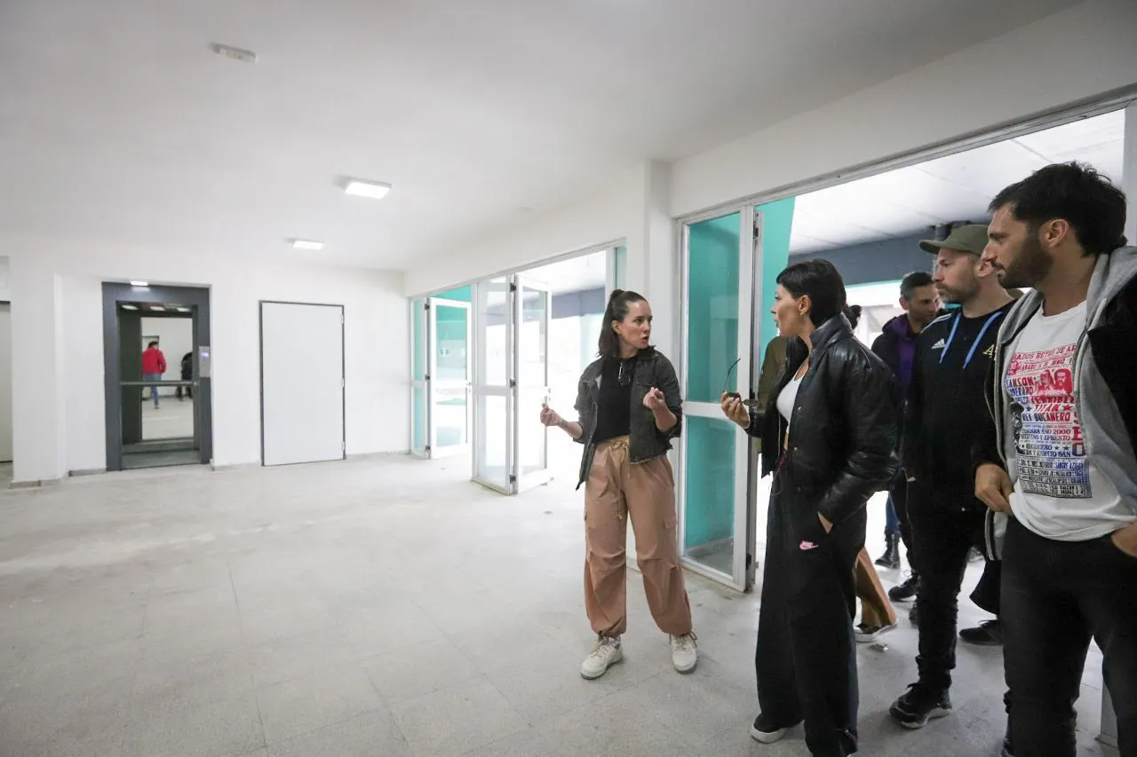 MAYRA SUPERVISÓ LOS AVANCES DE LA PUESTA EN VALOR DEL MICROESTADIO PRESIDENTE NÉSTOR KIRCHER 5