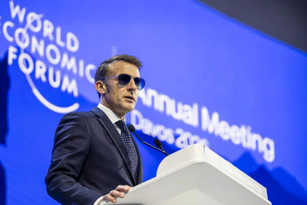 MACRON-DAVOS-1024x683