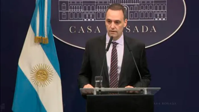 adornimartes-700x394