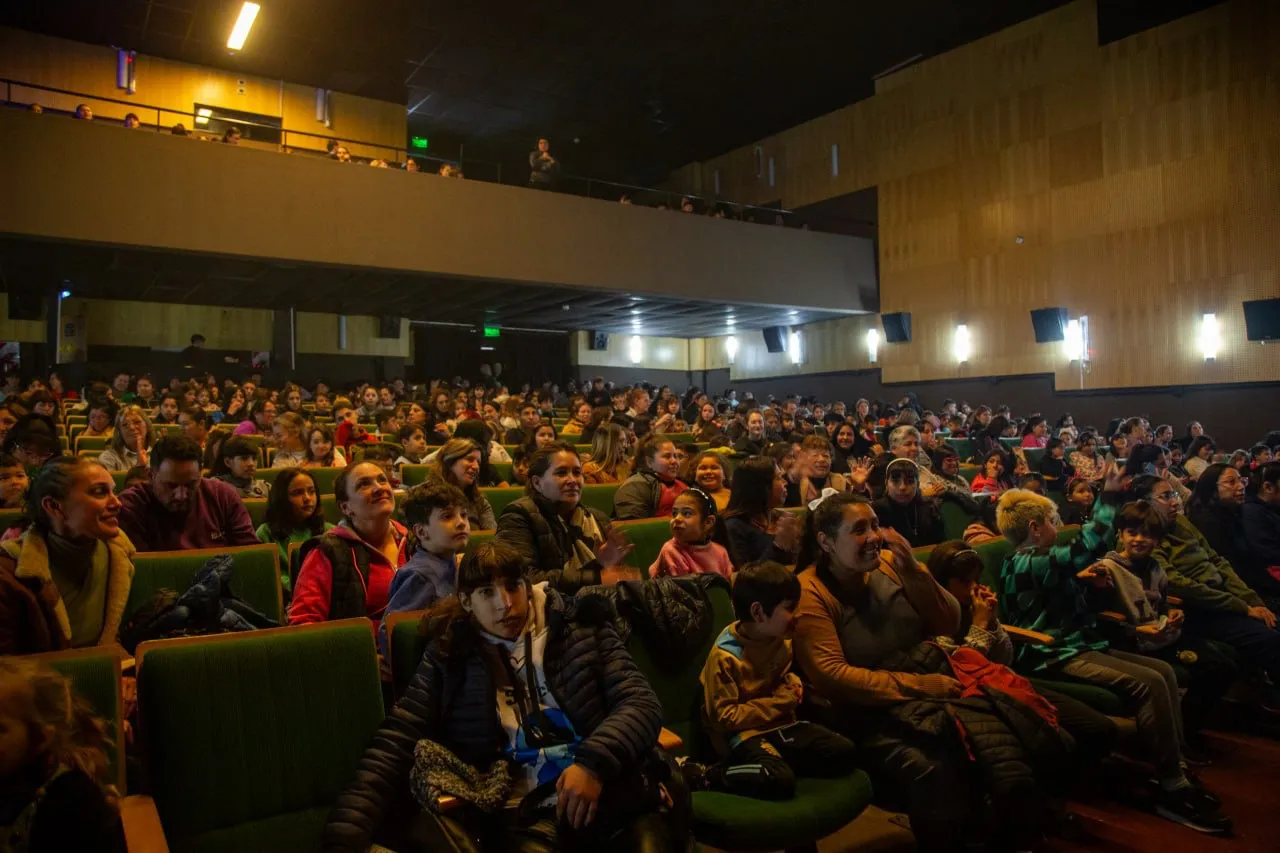 MILES DE FAMILIAS DISFRUTARON DE MANERA LIBRE Y GRATUITA DE LA PRIMERA SEMANA DEL PROGRAMA VACACIONES QUILMES 2024 (1)