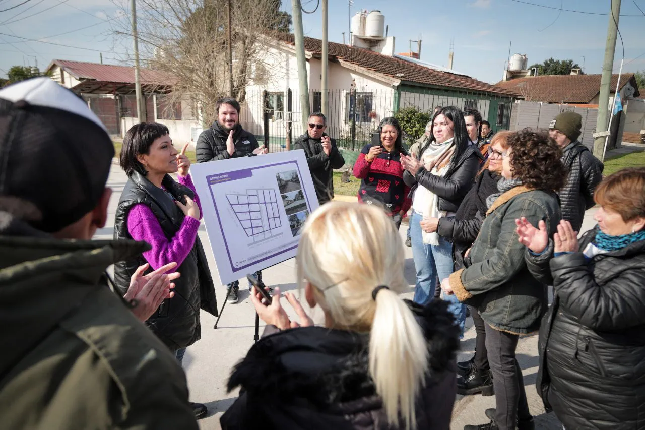 e39d6d53-1adf-4e72-acf0-ad354b4cf4c5