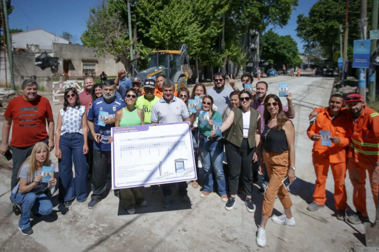 MAYRA SUPERVISÓ LA OBRA DE REPAVIMENTACIÓN DE LA AVENIDA ANDRÉS BARANDA EN QUILMES OESTE 4