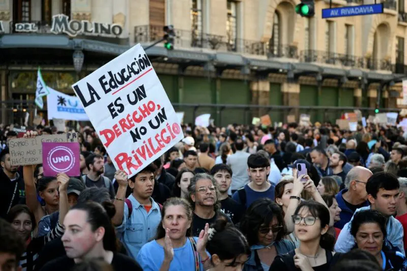 Marcha-Federal-Universitaria-800x533