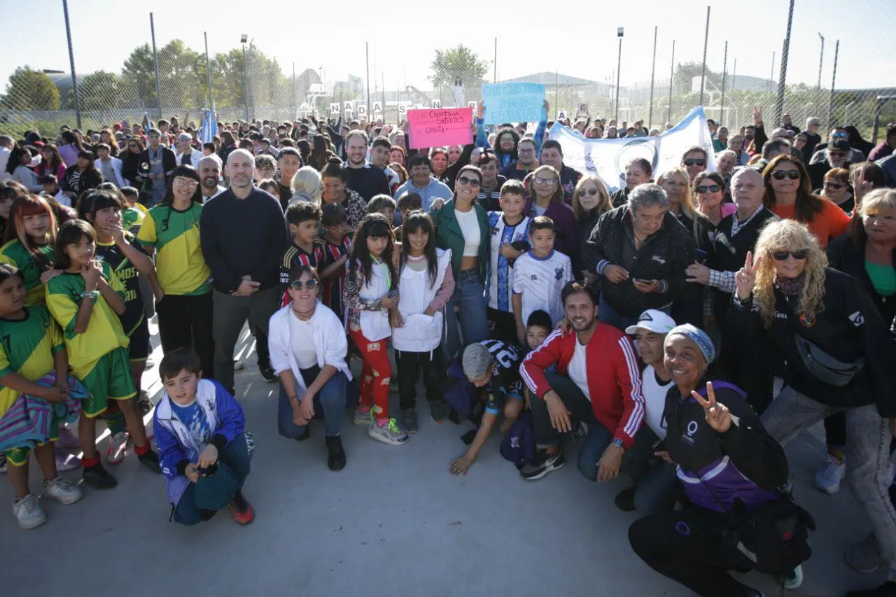 MAYRA INAUGURÓ EL NUEVO POLIDEPORTIVO MUNICIPAL “CRISTINA CORAZÓN” DE BERNAL OESTE 1