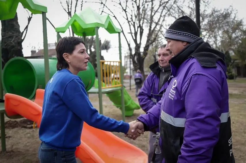 b52998fc-a7f4-4e15-af6b-5a139c23f0d7