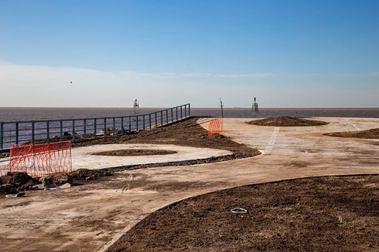 AVANZAN LAS OBRAS DEL NUEVO PARQUE DE LA RIBERA DE QUILMES (1)