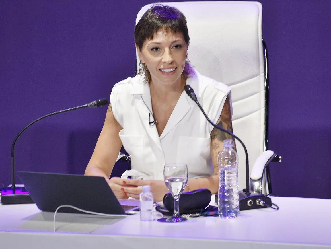 mayra-apertura