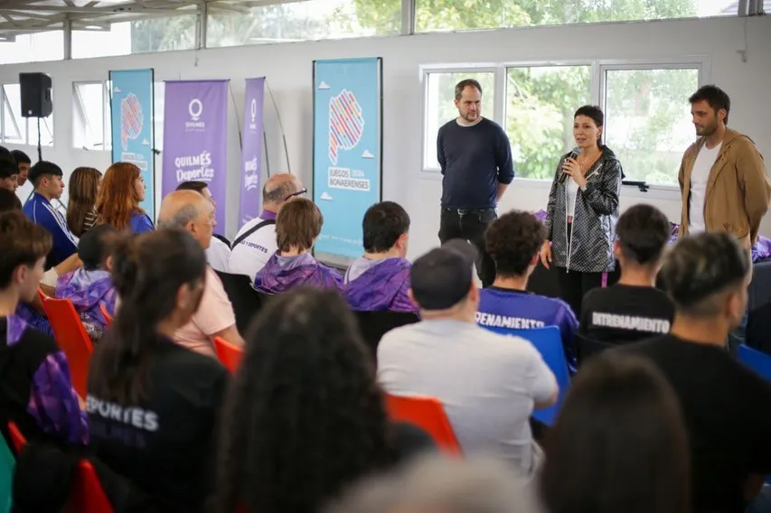 2bda218b-8a0e-403c-8058-c9b48194f92a (1)