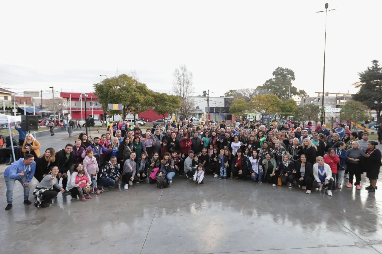 MAYRA INAUGURÓ LA OBRA DE PUESTA EN VALOR DE LA PLAZA YAPEYÚ EN SAN FRANCISCO SOLANO 2