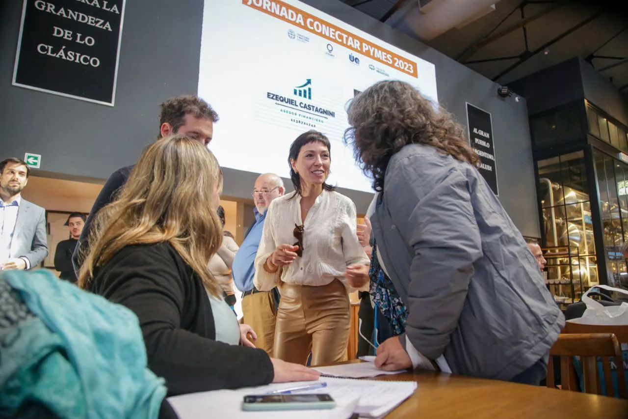 MAYRA PARTICIPÓ DE LA RONDA DE NEGOCIOS EN EL PARQUE DE LA CERVECERÍA 1