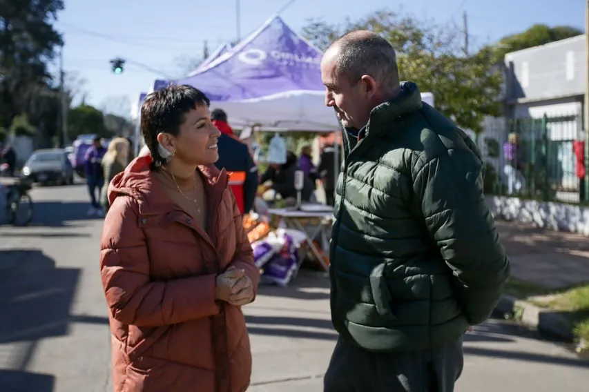 MAYRA RECORRIÓ UNA NUEVA JORNADA DEL OPERATIVO “QUILMES CERCA” EN EL CJYP “AMANECER CON ALEGRÍA” DE QUILMES OESTE (4)