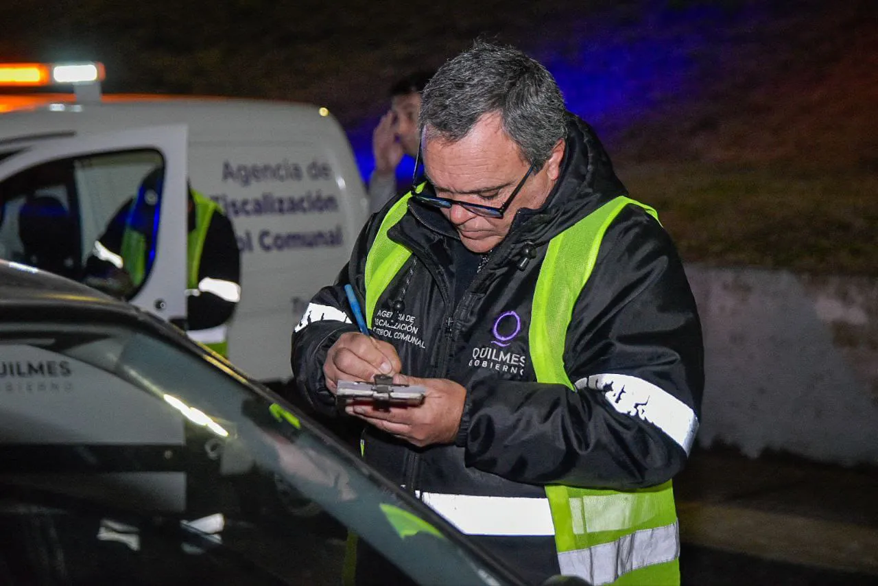 GRAN OPERATIVO VIAL Y DE ALCOHOLEMIA EN LA BAJADA DE LA AUTOPISTA EN QUILMES 1