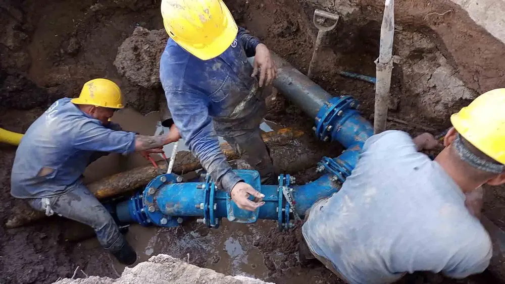 Aysa_obras_Pilar