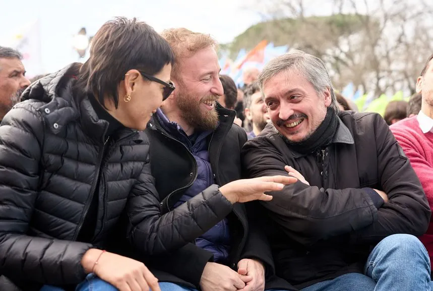 Con la participación de compañeros y compañeras, y junto al presidente del @pjprovinciaba, Máximo Kirchner, y @kicillofok, participamos del acto por el 50º aniversario del paso a la inmortalidad de Juan Domingo (1)
