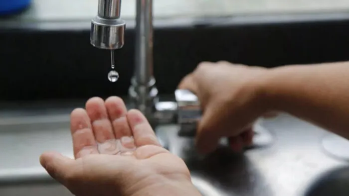 Corte-de-agua-700x394