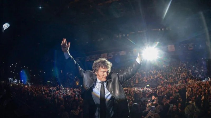 Milei-luna-park-800x450