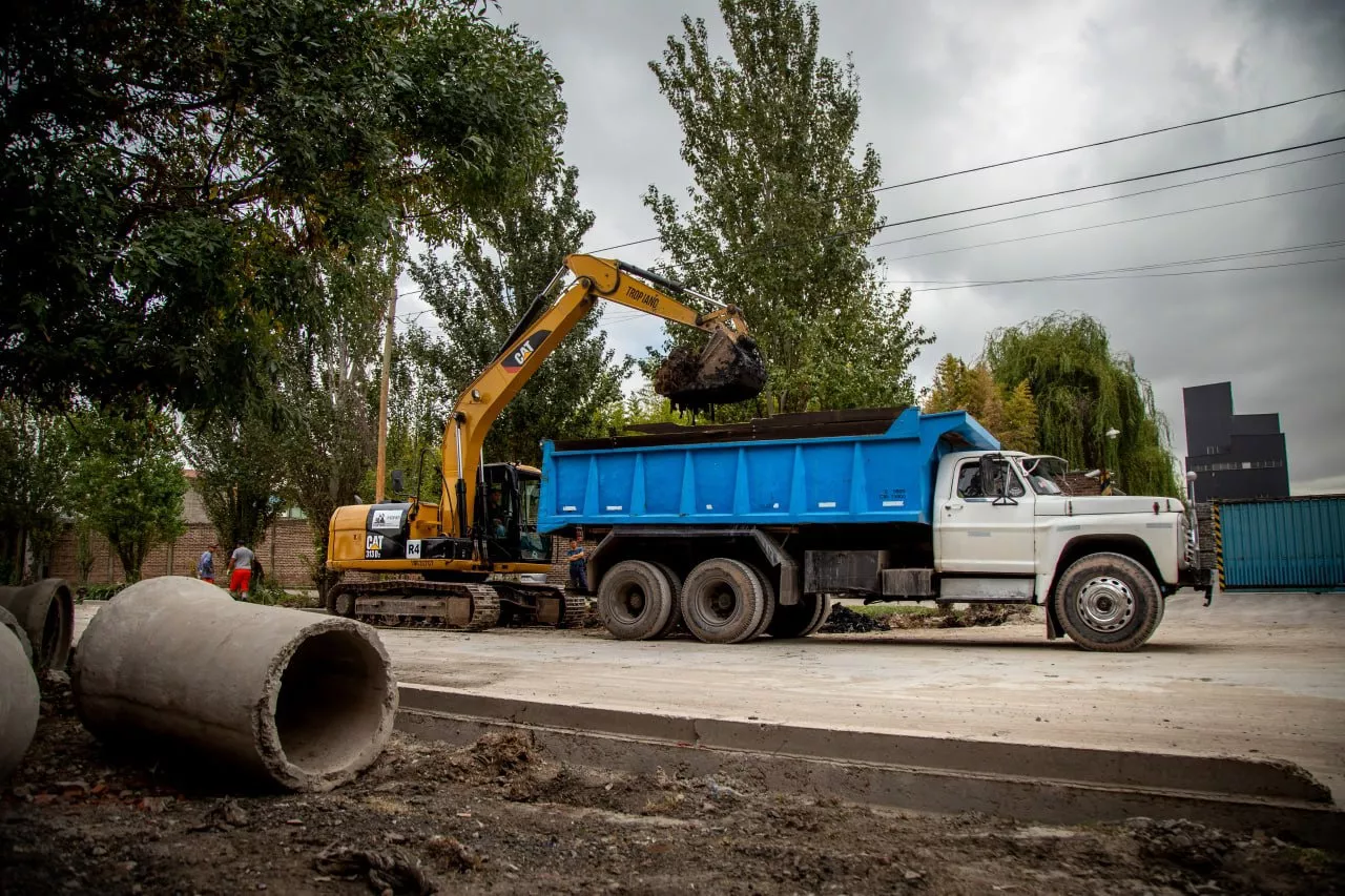 AVANCES EN LAS OBRAS DE REPAVIMENTACIÓN DE AVENIDA ZAPIOLA 3
