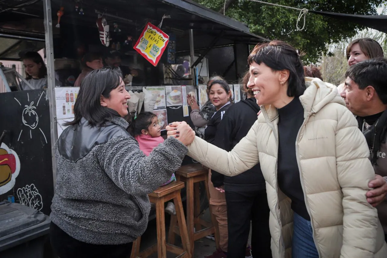 MAYRA RECORRIÓ LA CAÑADA 2