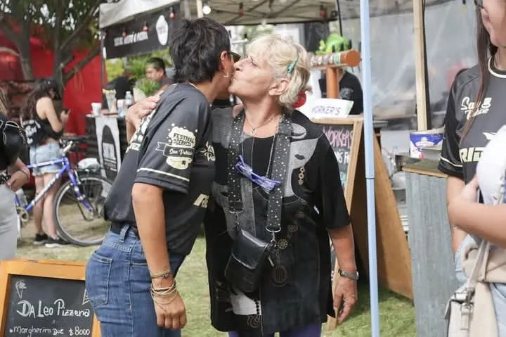 60381bc1-fb4f-46ec-ba77-1d2683889e57