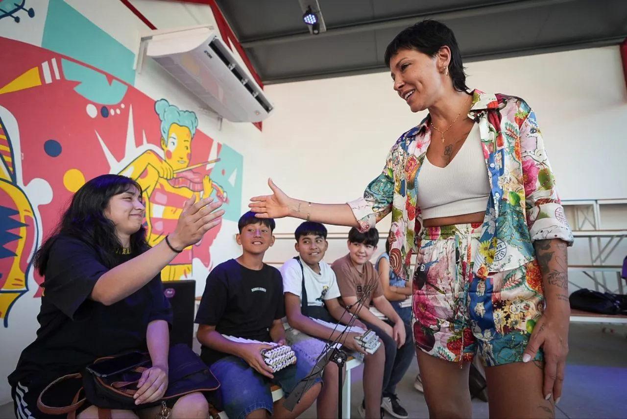 41636749-e05c-46d9-9d68-0a6da86d7aab