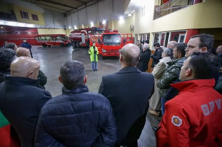 62fb38eb-85ef-45e7-a1ec-5bf8d5ec1c06