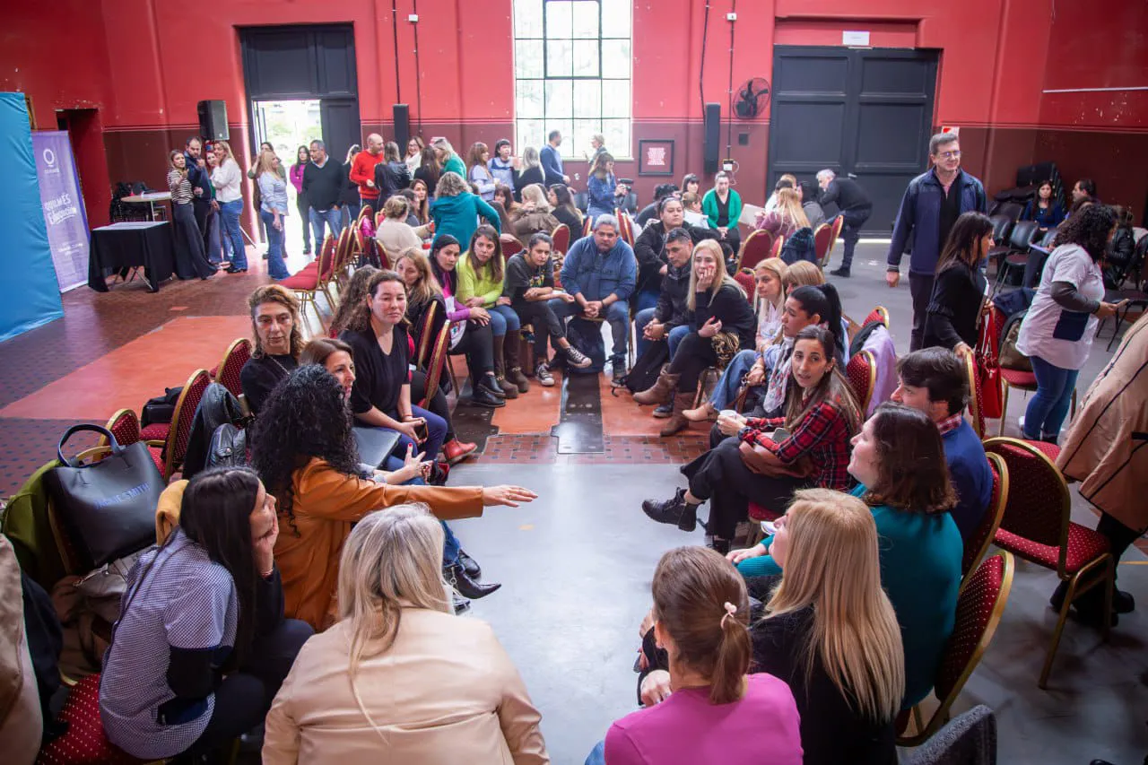 EL MUNICIPIO LES ENTREGÓ DIPLOMAS A DIRECTIVOS Y DOCENTES 4